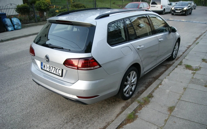 Volkswagen Golf cena 51999 przebieg: 192000, rok produkcji 2020 z Gdynia małe 137